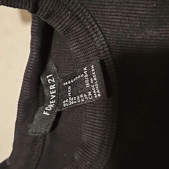 Forever 21 cropped tank top - Picture 2 of 3